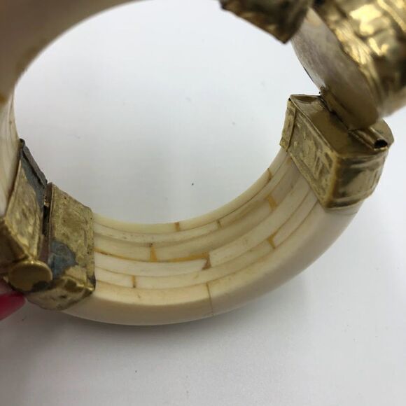 Vintage Ivory Bangle Women's Bracelet Pin Closure Large Moss Agate AS IS - Picture 9 of 13